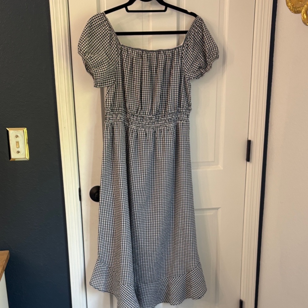 Treasure & Bond Black and White Checkered Midi Dress
